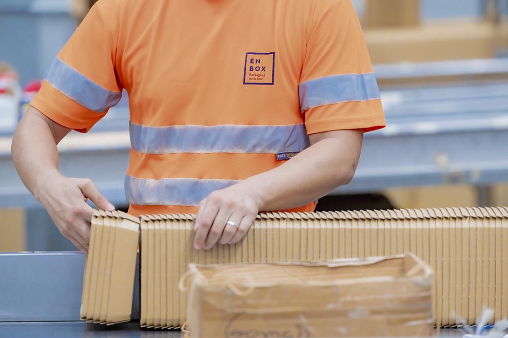 trabajadores-envases-enbox