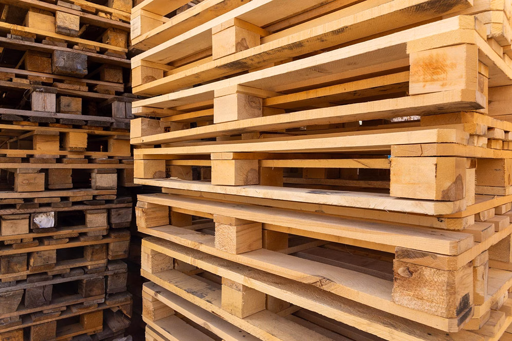 Palet de madera con marcado NIMF-15